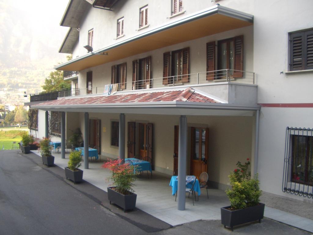 Albergo Il Castellino Boario Terme Exterior foto